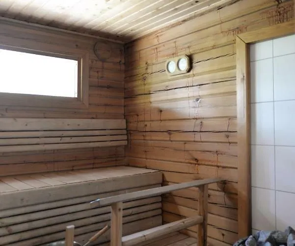 别墅 Maentykallio 罗威萨